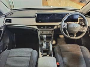 Mahindra XUV700 2.0T AX5 - Image 7