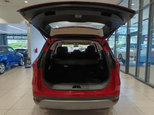 Mahindra XUV700 2.0T AX5 - Image 5