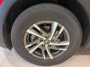 Mahindra XUV700 2.0T AX5 - Image 8