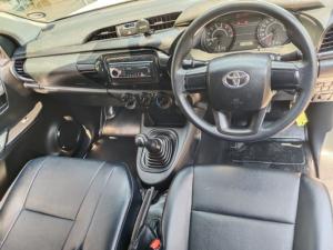 Toyota Hilux 2.0 single cab S (aircon) - Image 7