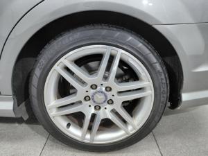 Mercedes-Benz C-Class C180CGI BlueEfficiency Avantgarde Touchshift - Image 14