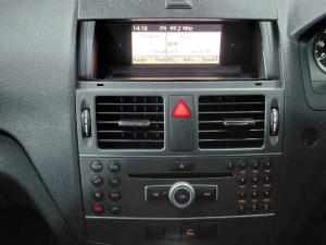 Mercedes-Benz C-Class C180CGI BlueEfficiency Avantgarde Touchshift - Image 8