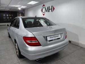 Mercedes-Benz C-Class C200 auto - Image 3