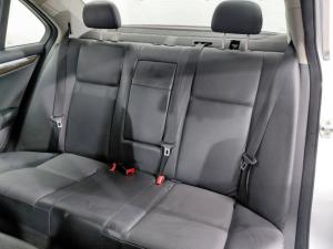 Mercedes-Benz C-Class C200 auto - Image 6