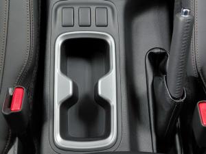 Nissan Navara 2.5DDTi double cab Stealth 4x4 - Image 13