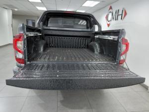 Nissan Navara 2.5DDTi double cab Stealth 4x4 - Image 5