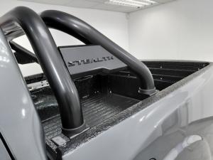 Nissan Navara 2.5DDTi double cab Stealth 4x4 - Image 6