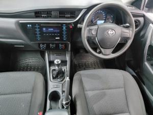 Toyota Corolla Quest 1.8 Plus manual - Image 7