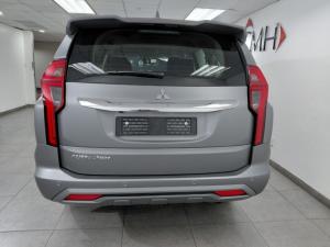 Mitsubishi Pajero Sport 2.4DI-D - Image 4