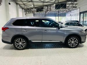 Mitsubishi Outlander 2.4 GLS Exceed - Image 2