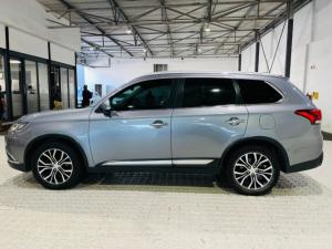 Mitsubishi Outlander 2.4 GLS Exceed - Image 9