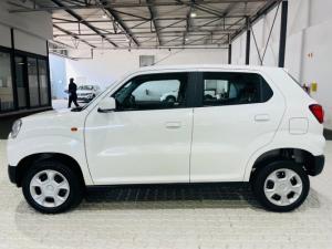 Suzuki S-Presso 1.0 GL manual - Image 16