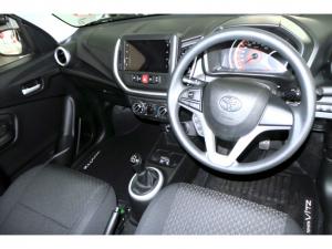 Toyota Vitz 1.0 XR manual - Image 7