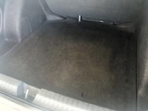 Volkswagen Polo sedan 1.6 manual - Image 6