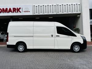 Toyota Quantum 2.8 SLWB panel van - Image 7
