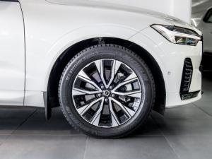 Volvo XC60 B6 AWD Ultimate Dark - Image 4