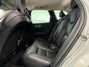 Volvo XC60 B5 AWD Plus Bright - Image 13