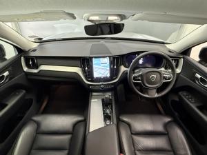 Volvo XC60 B5 AWD Plus Bright - Image 14