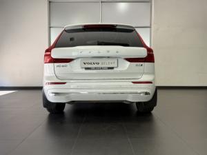 Volvo XC60 B5 AWD Plus Bright - Image 9
