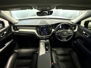 Volvo XC60 B5 AWD Plus Dark - Image 14