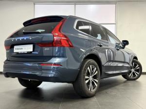 Volvo XC60 B5 AWD Essential - Image 8
