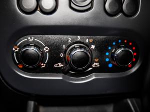 Nissan NP200 1.6i - Image 4