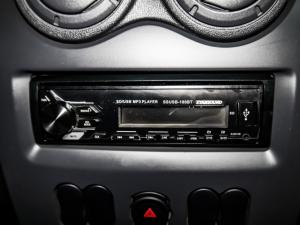 Nissan NP200 1.6i - Image 6