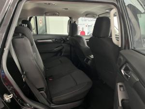 Isuzu mu-X 3.0TD LS 4x4 - Image 7