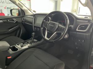 Isuzu mu-X 3.0TD LS 4x4 - Image 8