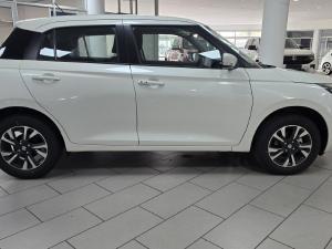 Suzuki Swift 1.2 GLX auto - Image 19