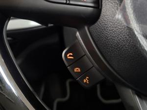 Suzuki Swift 1.2 GLX auto - Image 11