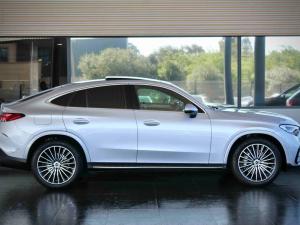 Mercedes-Benz GLC GLC300d coupe 4Matic Avantgarde - Image 4