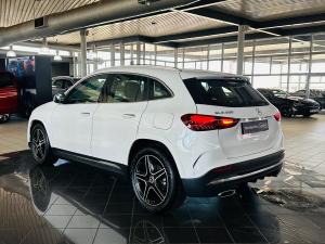 Mercedes-Benz GLA GLA200 Progressive - Image 10