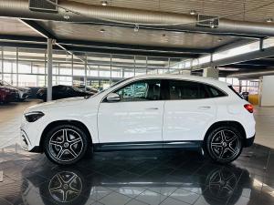 Mercedes-Benz GLA GLA200 Progressive - Image 11