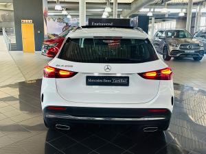 Mercedes-Benz GLA GLA200 Progressive - Image 12