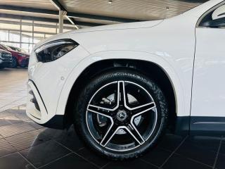 Mercedes-Benz GLA GLA200 Progressive