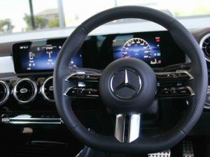 Mercedes-Benz CLA CLA200 Progressive - Image 12