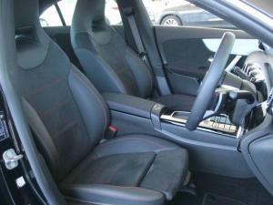Mercedes-Benz CLA CLA200 Progressive - Image 18