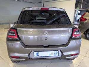 Suzuki Swift 1.2 GLX auto - Image 3