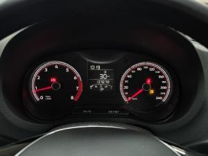 Volkswagen Polo Vivo hatch 1.6 Style - Image 3