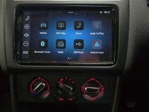 Volkswagen Polo Vivo hatch 1.6 Style - Image 5