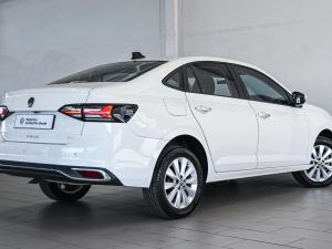 Volkswagen Polo sedan 1.0TSI Life - Image 5