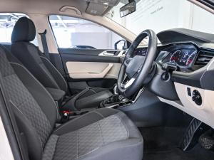 Volkswagen Polo sedan 1.0TSI Life - Image 9