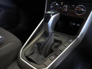 Volkswagen Polo hatch 1.0TSI Life auto - Image 16