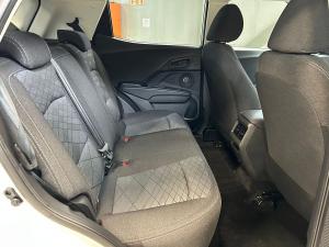 Mahindra XUV 3XO 1.2T MX2 auto - Image 5