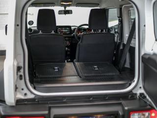 Suzuki Jimny 1.5 GLX AllGrip 3-door manual