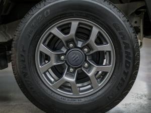 Suzuki Jimny 1.5 GLX AllGrip 3-door manual - Image 27