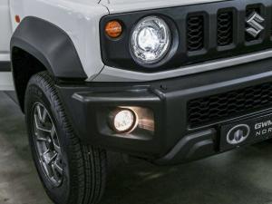 Suzuki Jimny 1.5 GLX AllGrip 3-door manual - Image 4