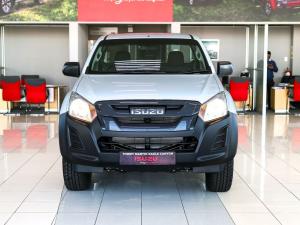 Isuzu D-Max Gen 6 250 single cab Fleetside safety - Image 3