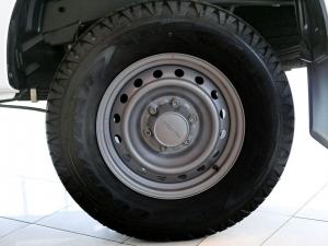 Isuzu D-Max Gen 6 250 single cab Fleetside safety - Image 6